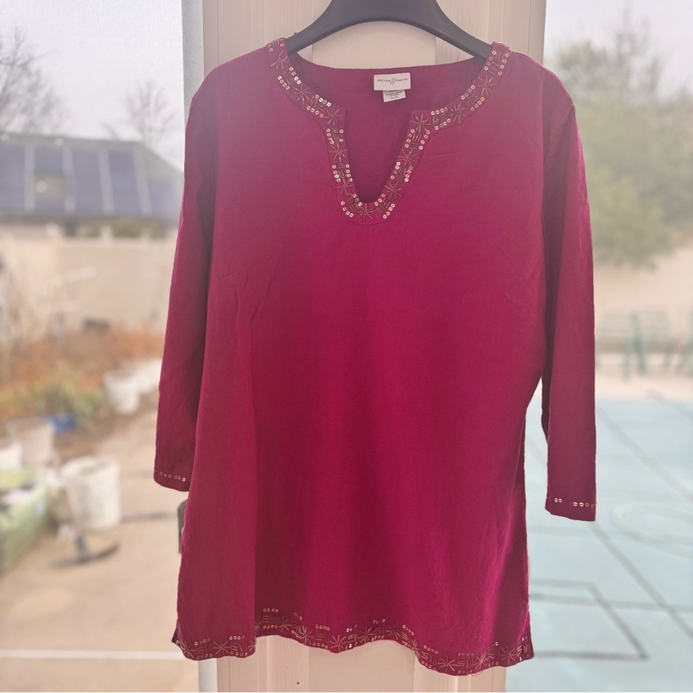 Jaclyn Smith Women's L Raspberry Red Sequin Beaded V-Neck 3/4 Sleeve Tunic Top
